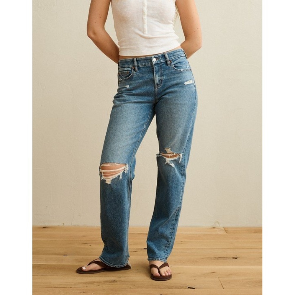 American Eagle Jeans Womens 12 Curvy Straight Distressed Blue Medium Wash Ripped